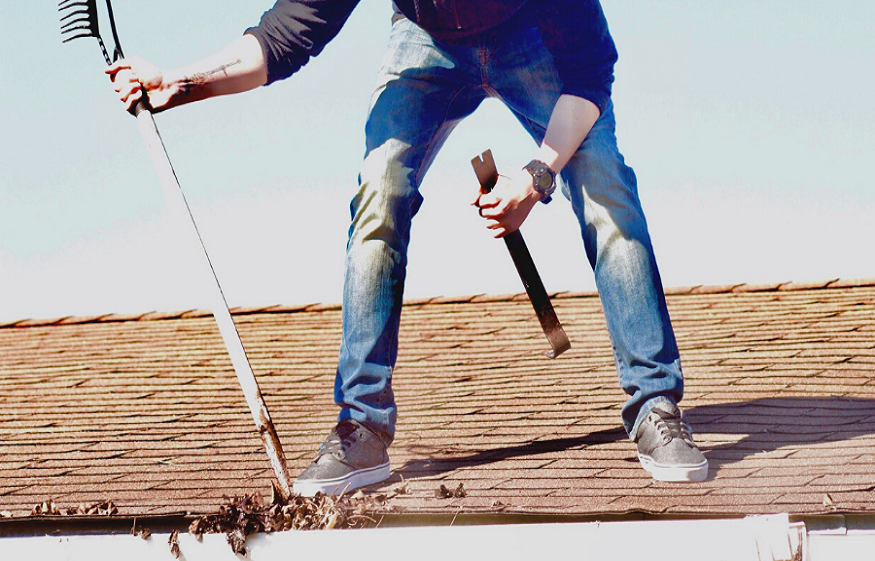 Gutter Cleaning Up Tips That Can Ease Your Life